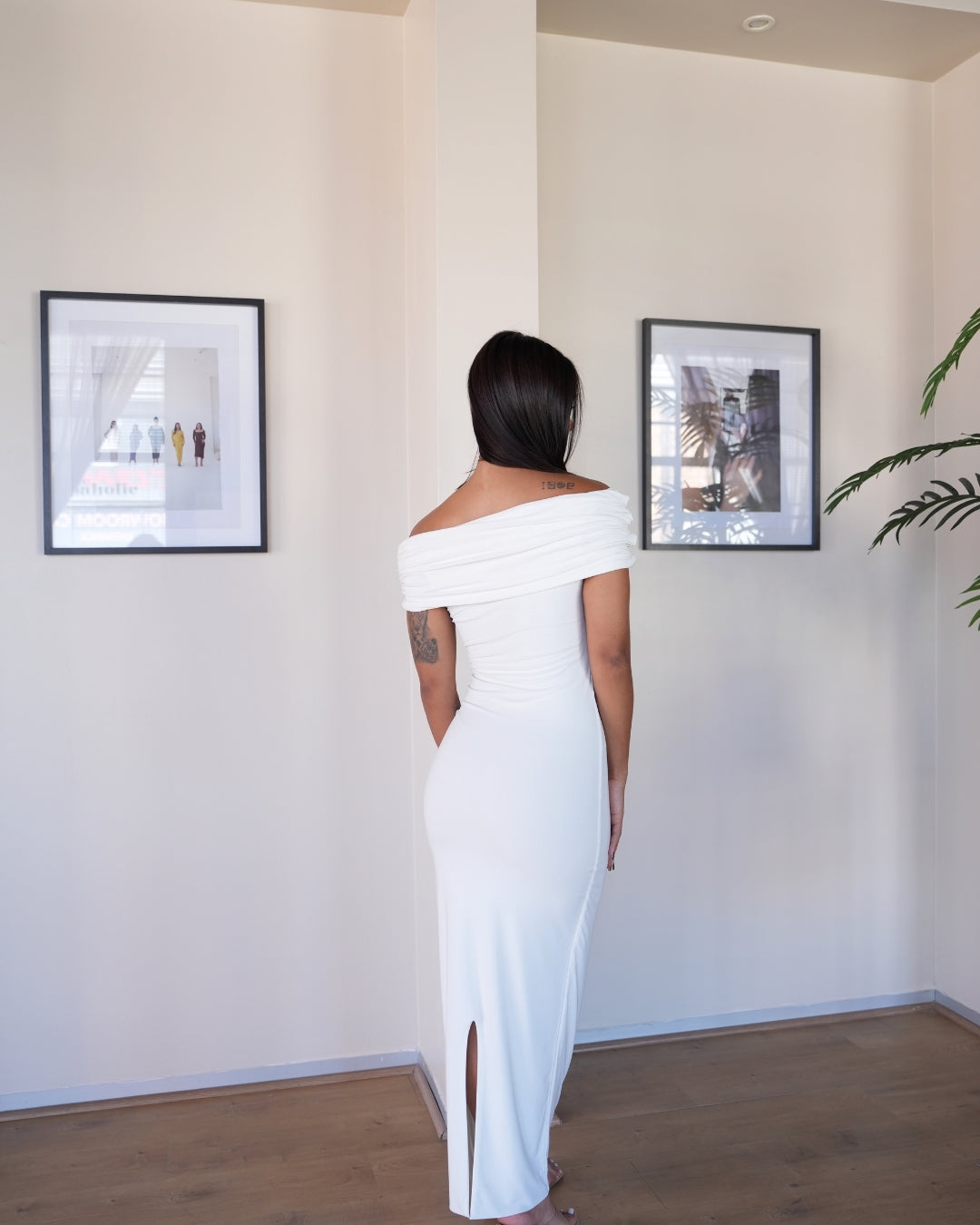 M | Cream Off-shoulder Bardot Sculpted Dress