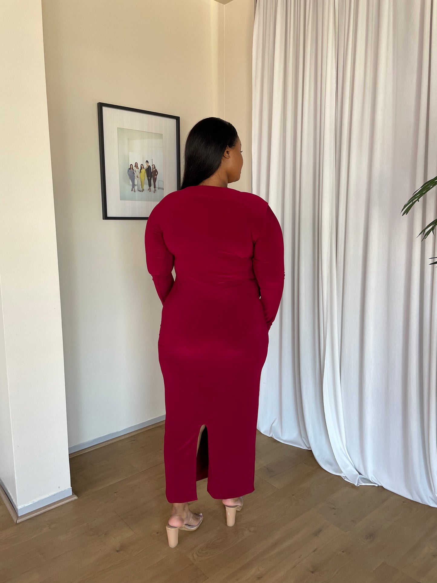 XL | Maroon Crew-Neck Sculpted Dress with Long Sleeves