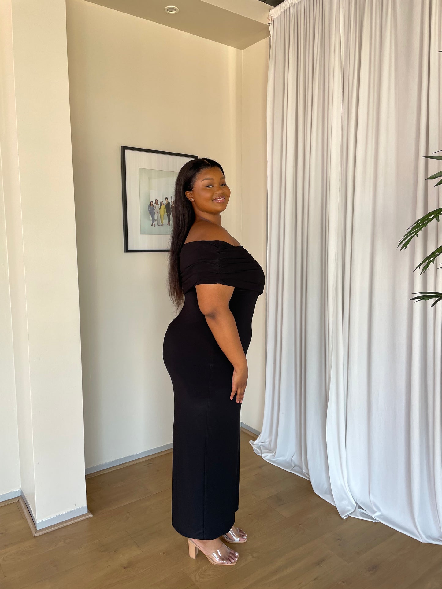 XL | Black Off-shoulder Bardot Sculpted Dress
