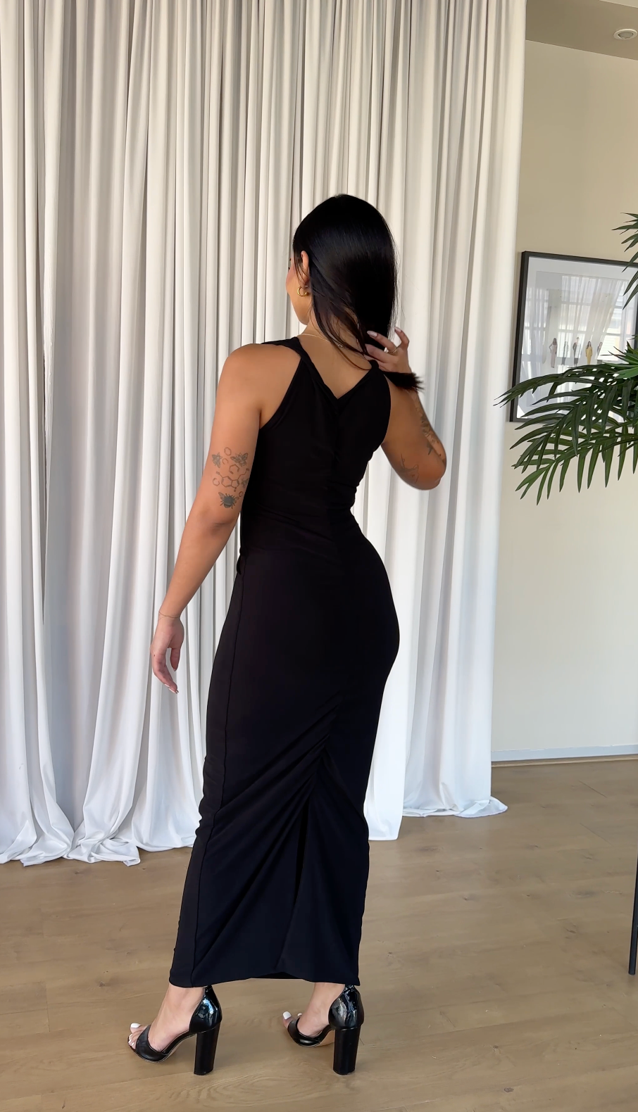 S | Black Twisted Halter Neck Dress