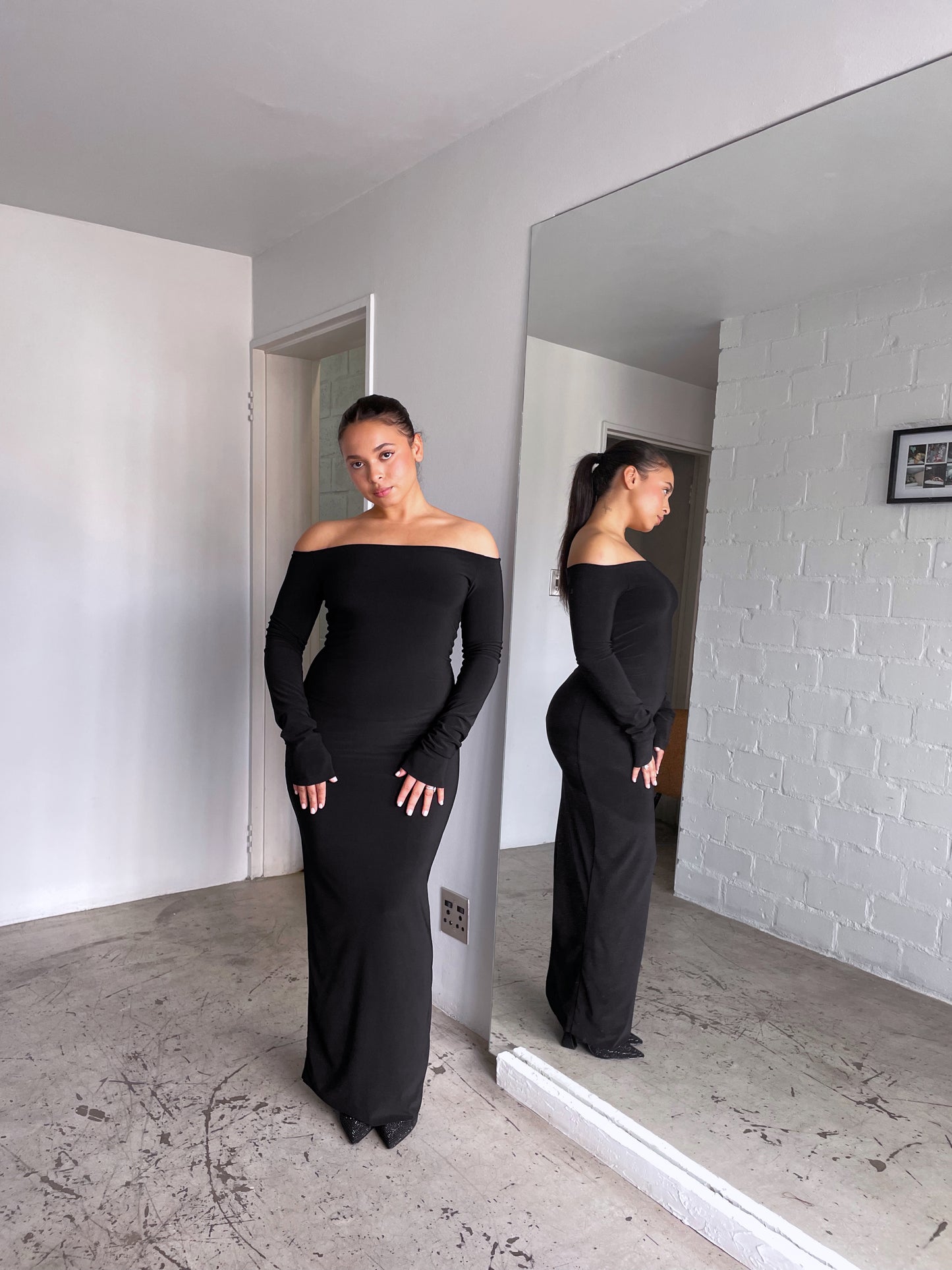 Black Smooth Off-shoulder Sculpted Dress