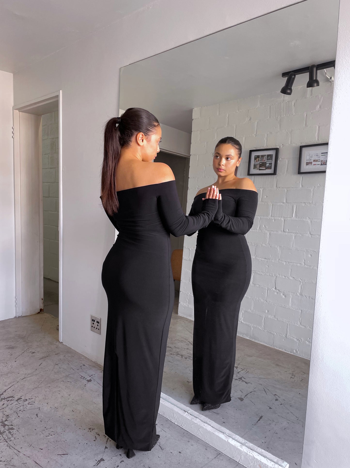 Black Smooth Off-shoulder Sculpted Dress