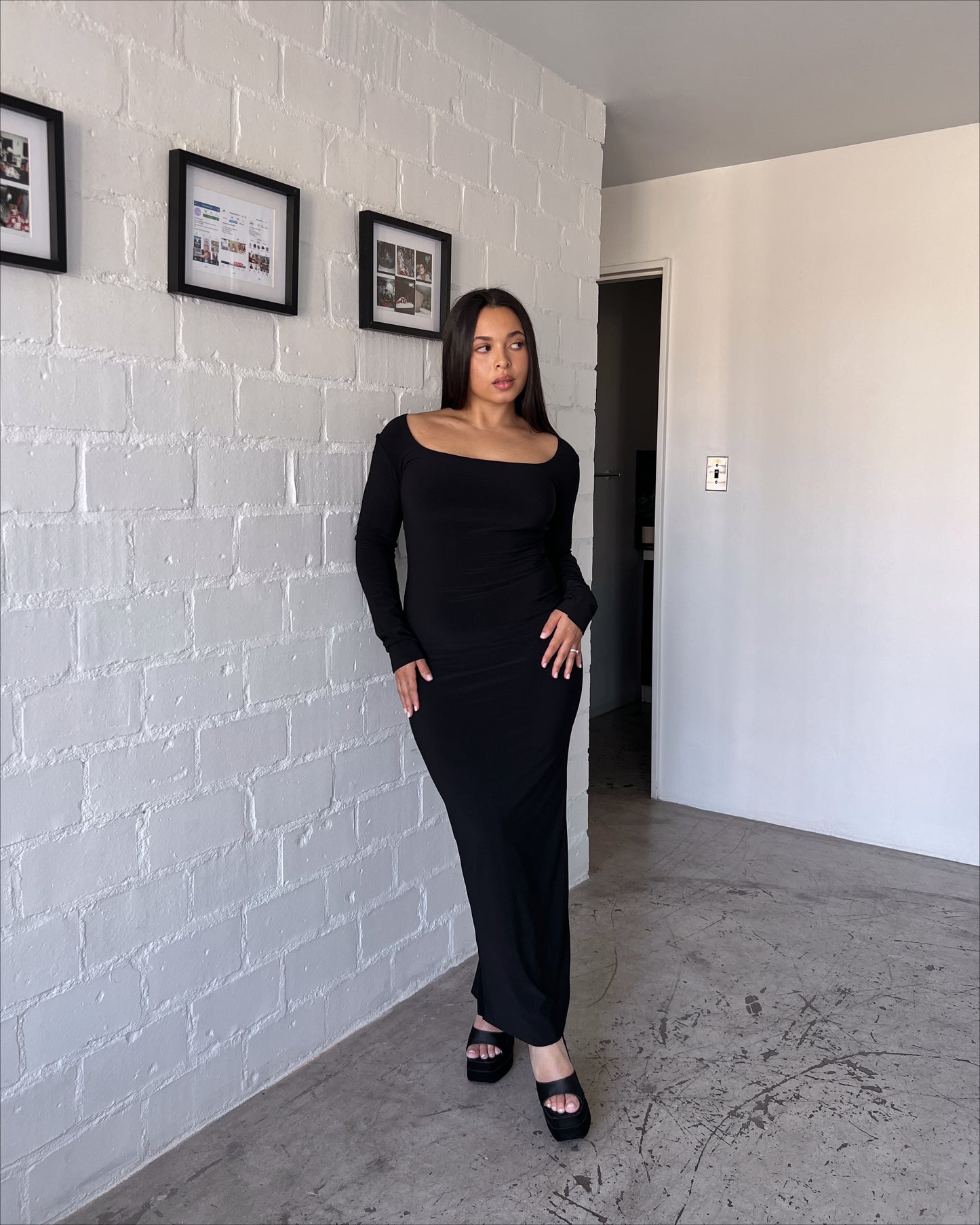 Black Long-sleeved Sculpted Dress