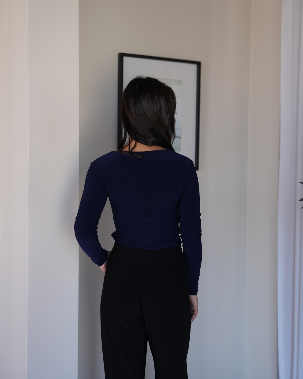 L | Navy Blue V-Neck Long Sleeved Top