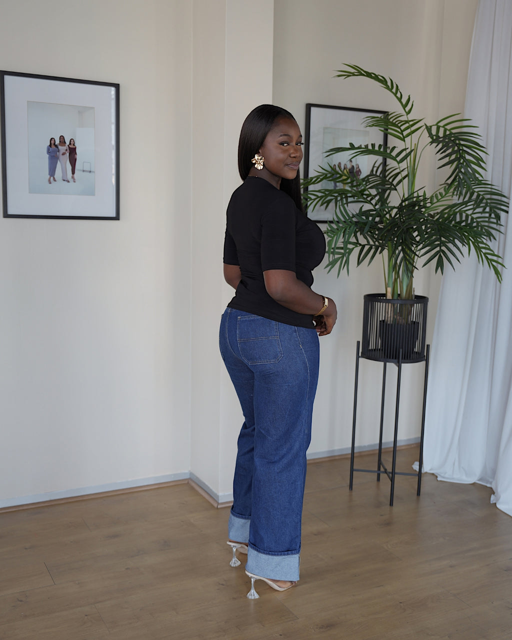 Black Lightweight Vest with Midi Sleeve