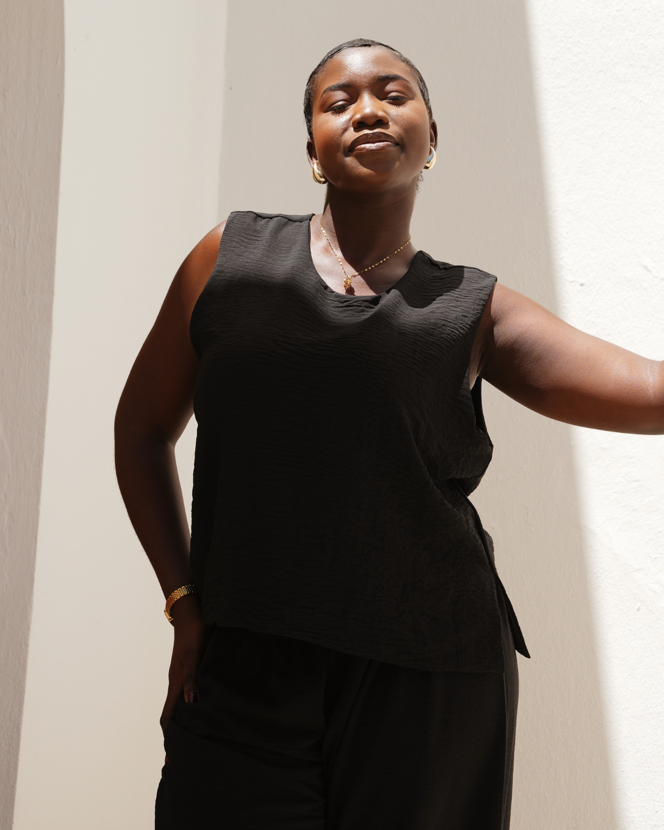 Black Crinkle Sleeveless Vest