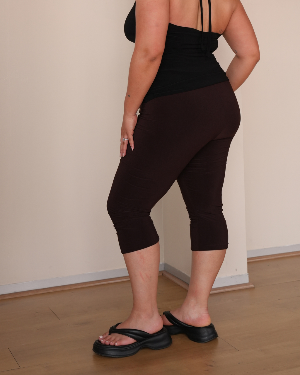 Chocolate Brown 3/4 Length Capri Pants