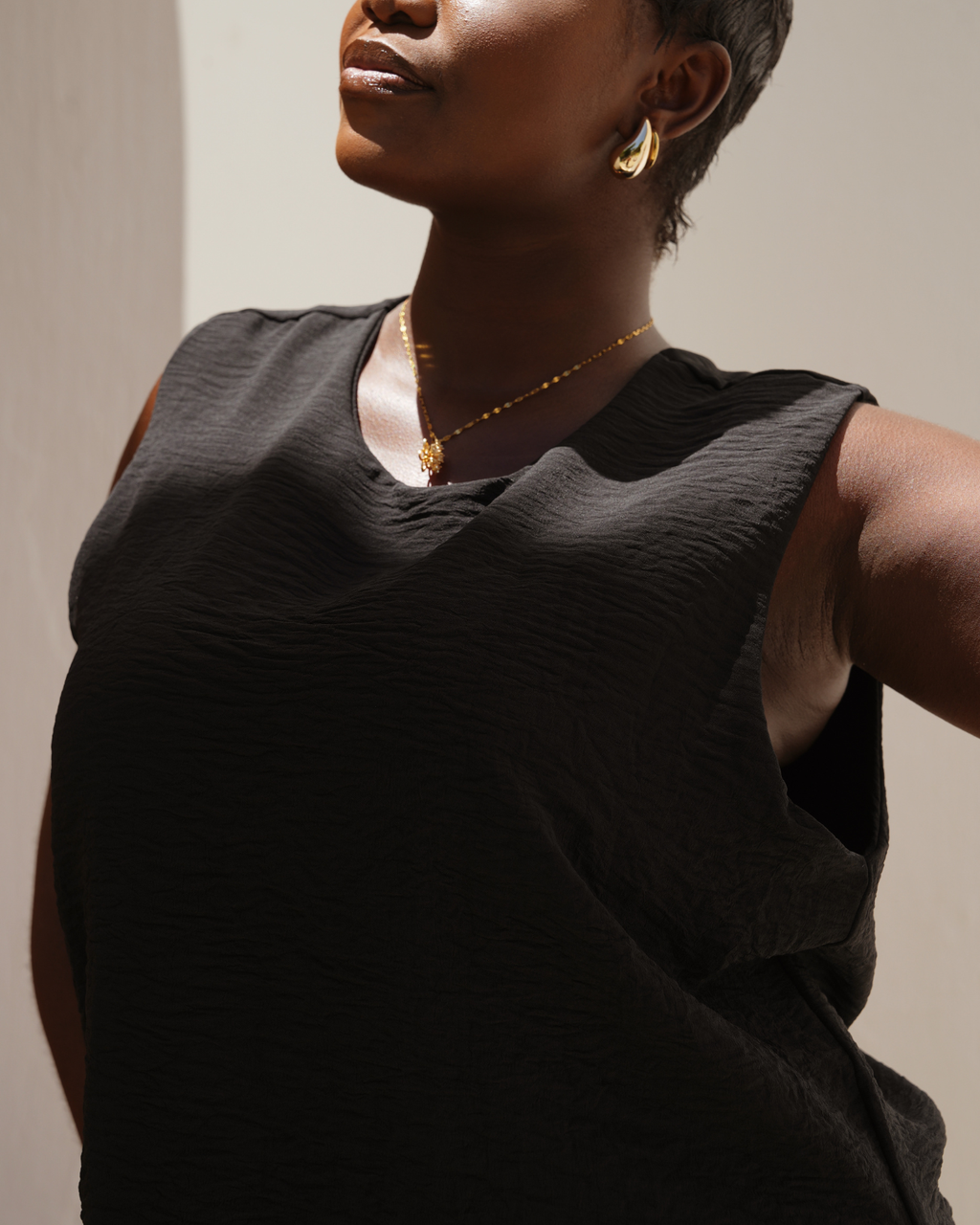 Black Crinkle Sleeveless Vest