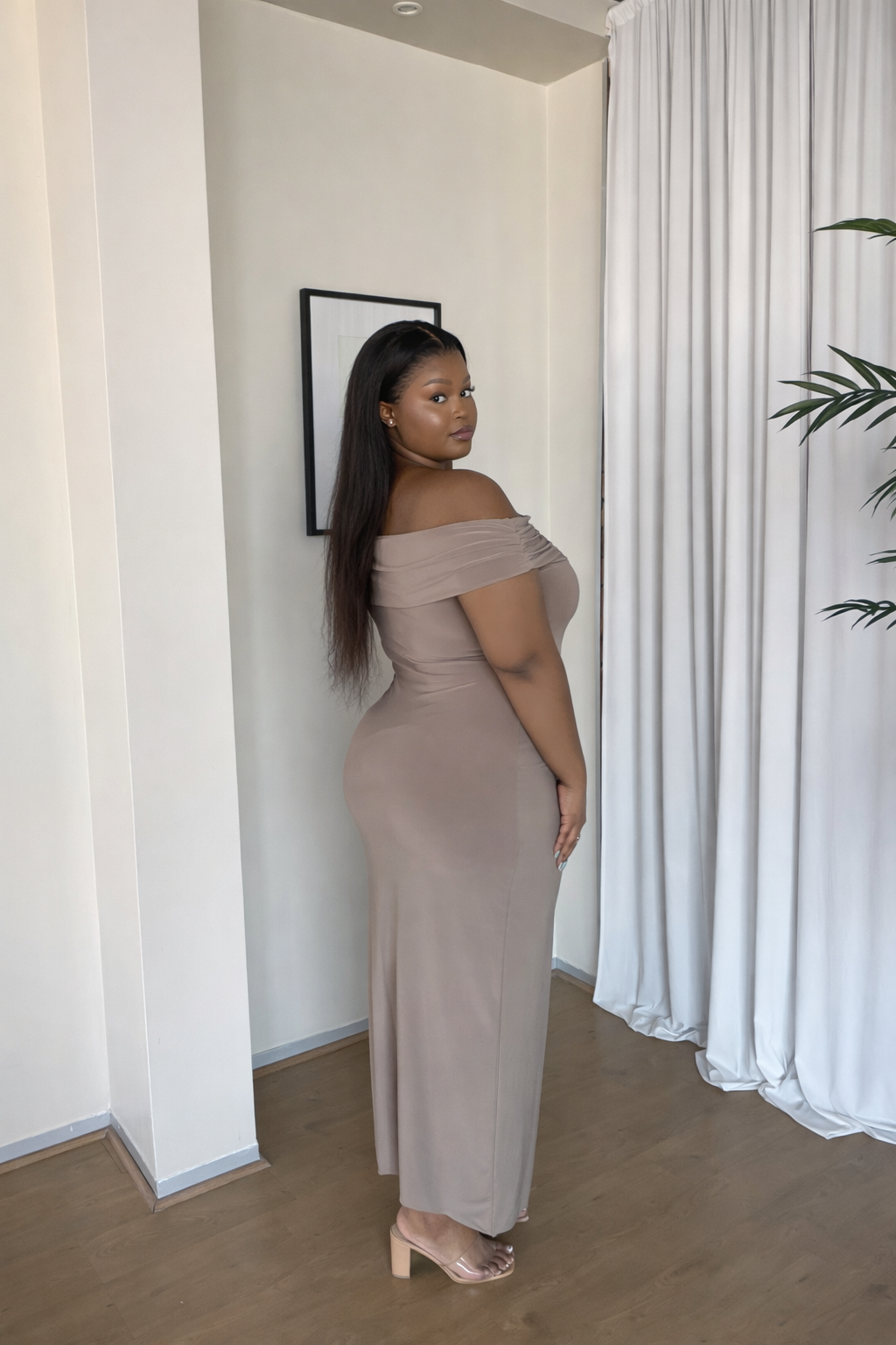 XL | 150CM Mocha Off-shoulder Bardot Sculpted Dress