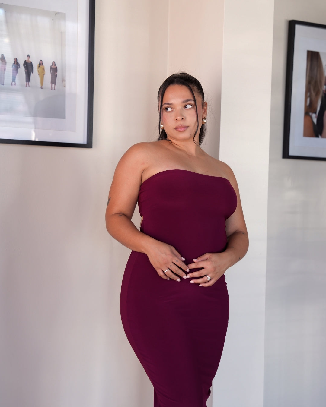 M | Dark Maroon Strapless Dress with Keyhole Cut-Out