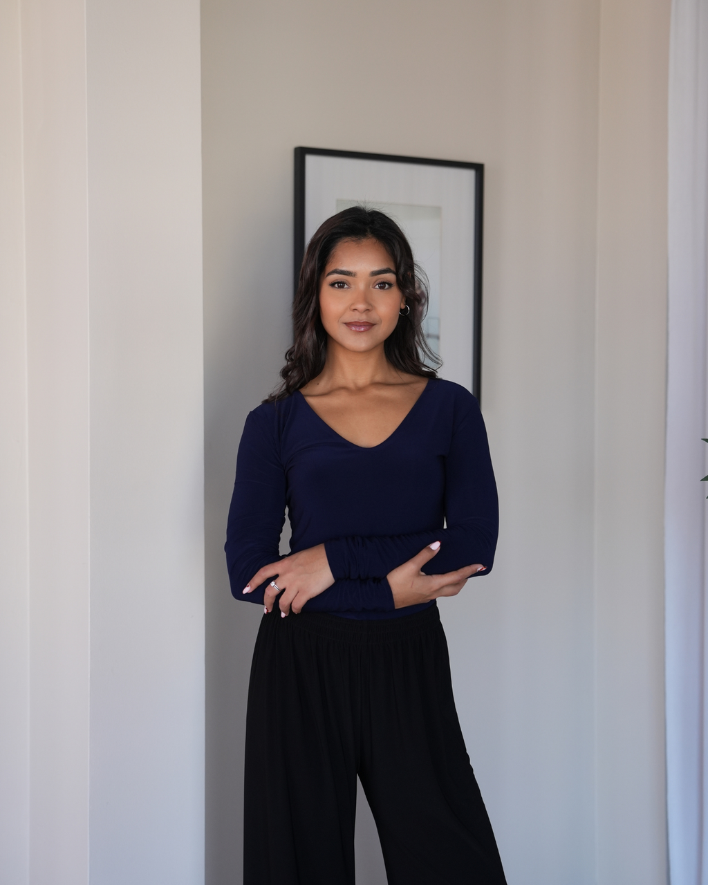 L | Navy Blue V-Neck Long Sleeved Top