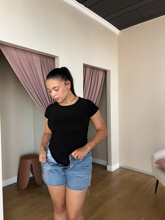 L | Black Basic T-shirt