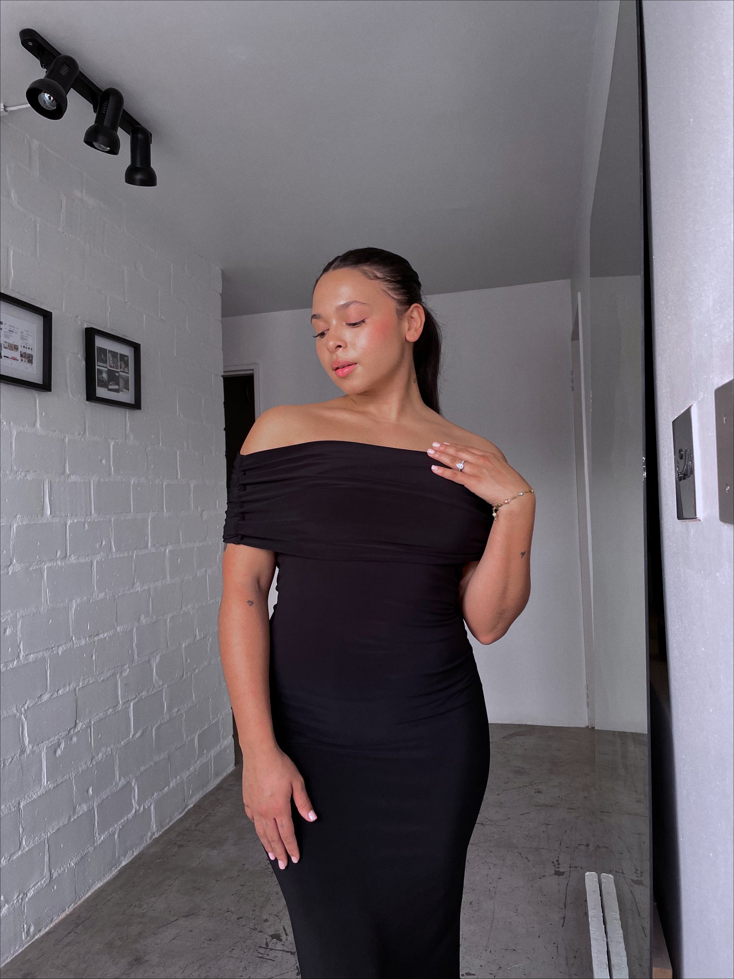 Black Off-shoulder Bardot Sculpted Dress